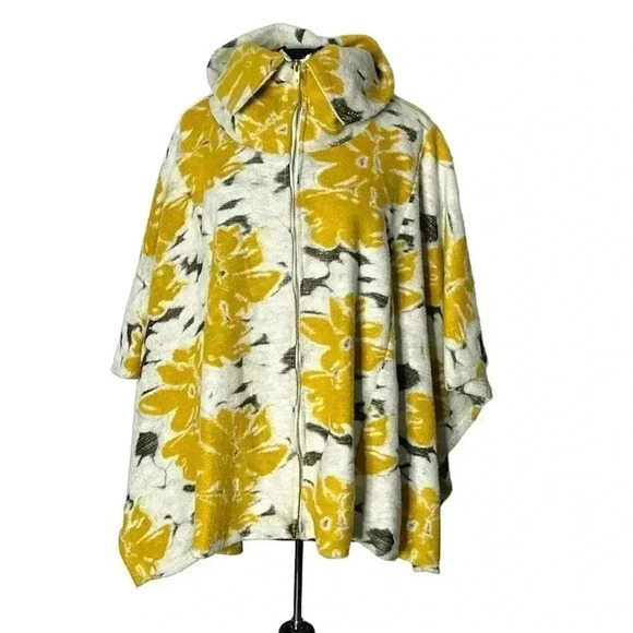 Anthropologie Sweaters - Anthropologie Saturday Sunday Zipper Floral Abstract Print Poncho Size X…